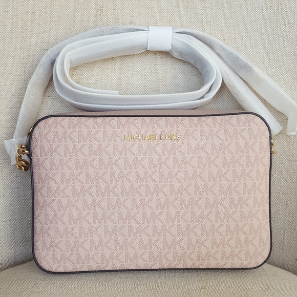 MICHAEL Michael Kors Handbags - SOLD NWT Michael Kors LG Crossbody Bag Ballet Fawn